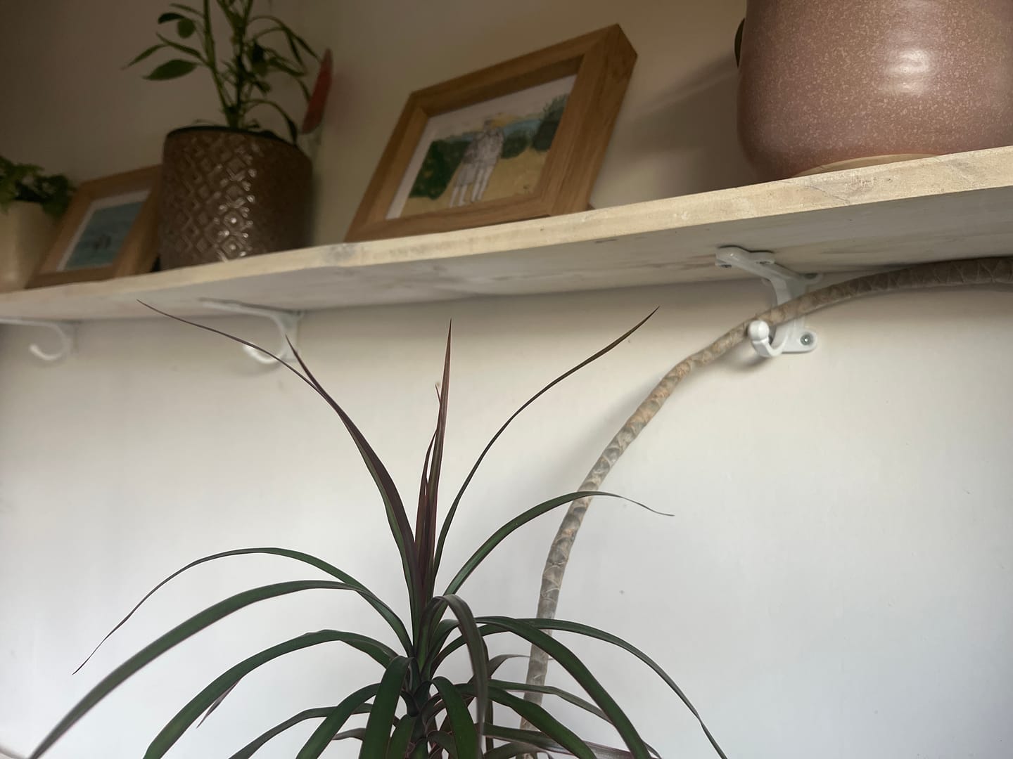 Customer photo review of 4 Inch Chiltern Cast Iron Shelf Bracket
