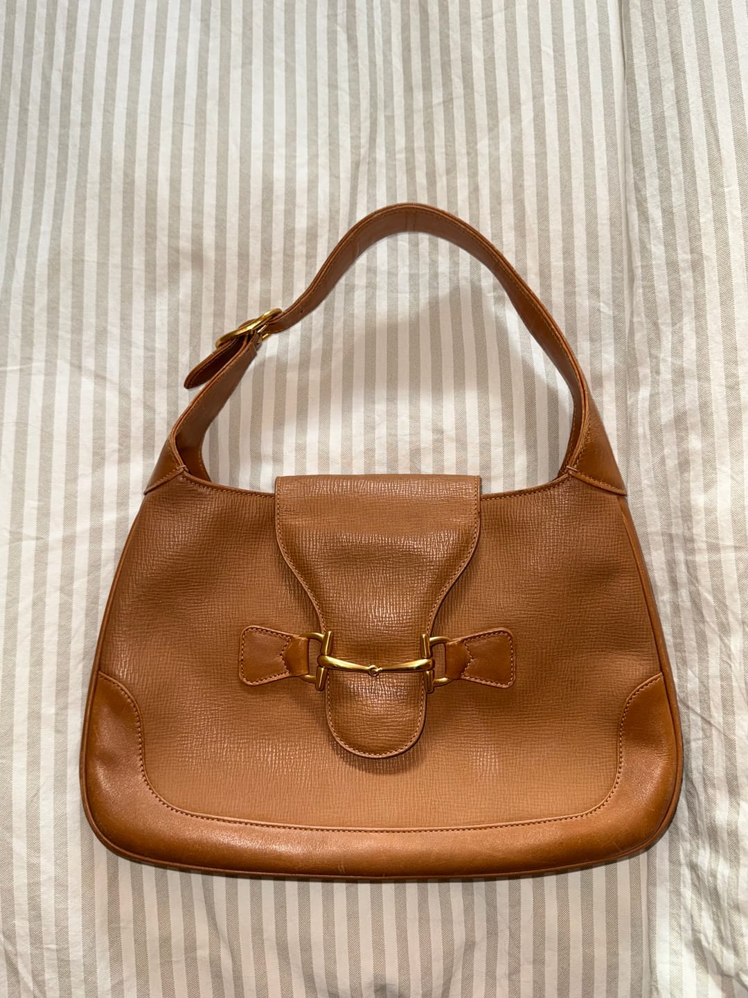 Customer photo review of Medium Jackie