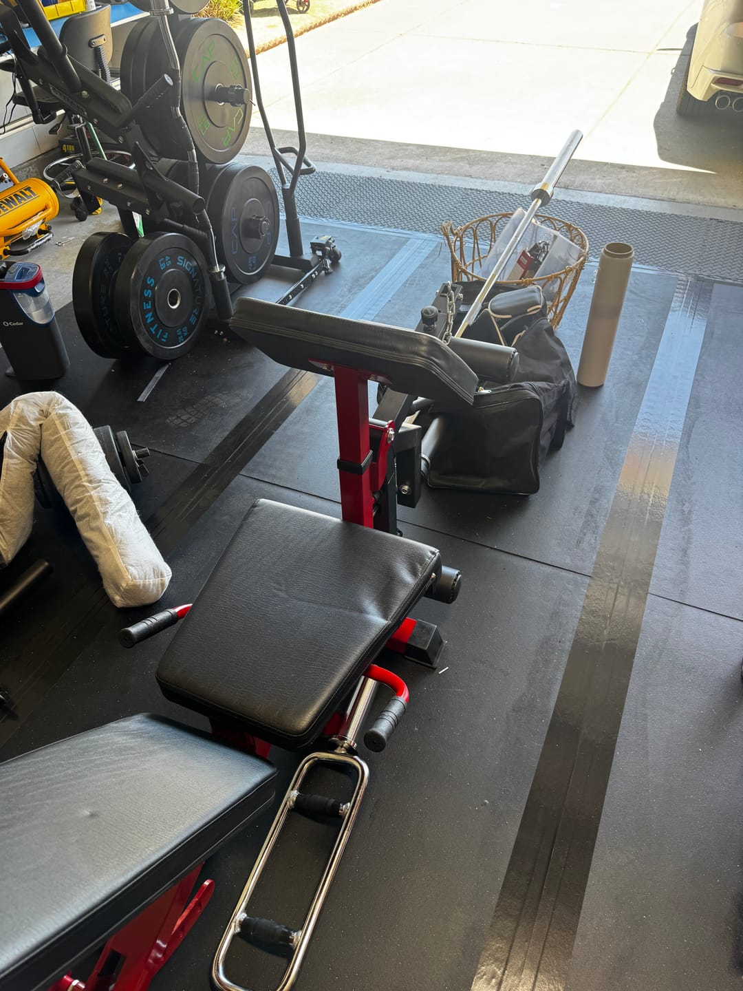 Customer photo review of EVOLPOW BEC Multi-functional Adjustable Weight Bench with Preacher Curl and Leg Extension