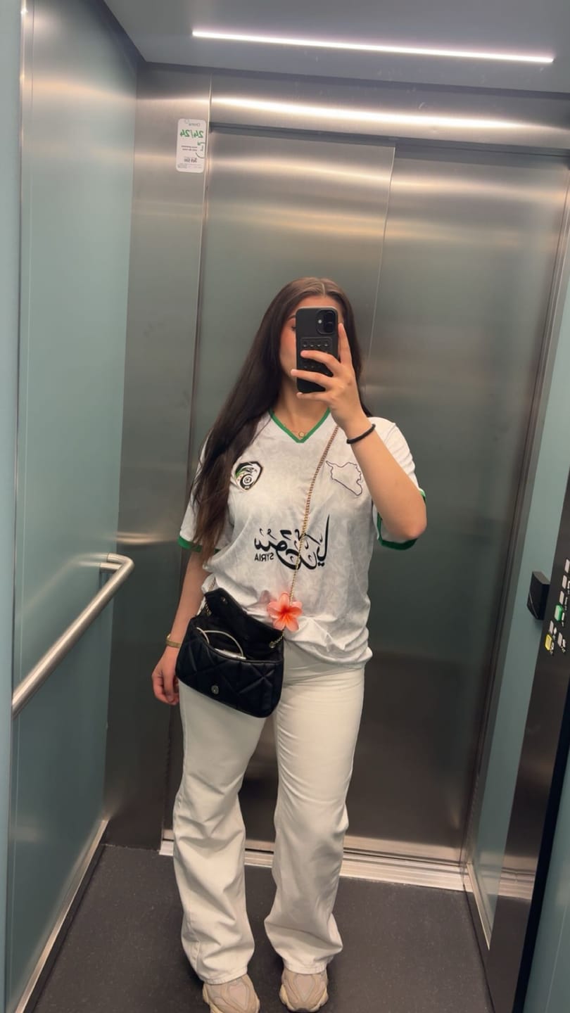 Customer photo review of Syria Jersey - Jasmine White