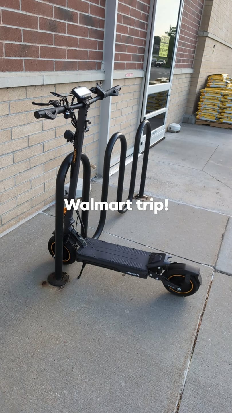 Customer photo review of Ausom K20 Pro (Laluz 2 Pro) Dual Motor E-Scooter