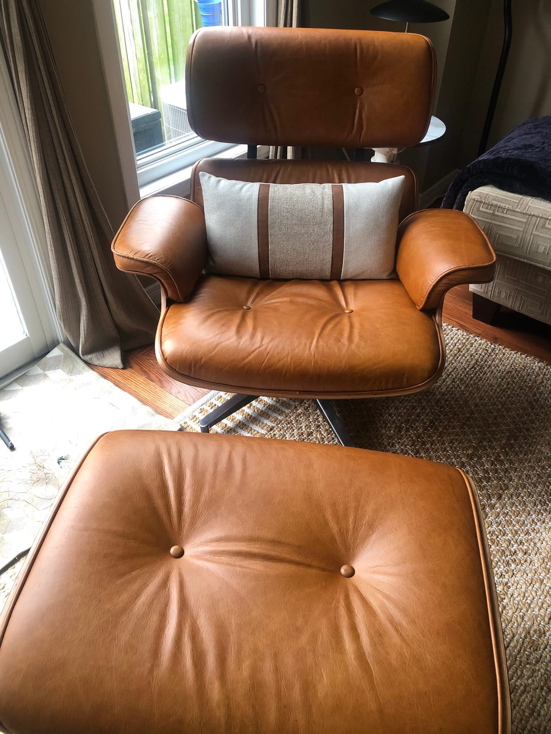 Customer photo review of Meseo Cognac Lounge Chair and Ottoman