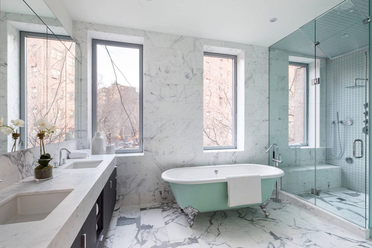 Customer photo review of Elite Elegant Custom Durable Cast Iron Clawfoot Tub ET-I-DE02