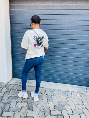 Customer photo review of Orlando Pirates Quirky Boxy Tee-Ivory