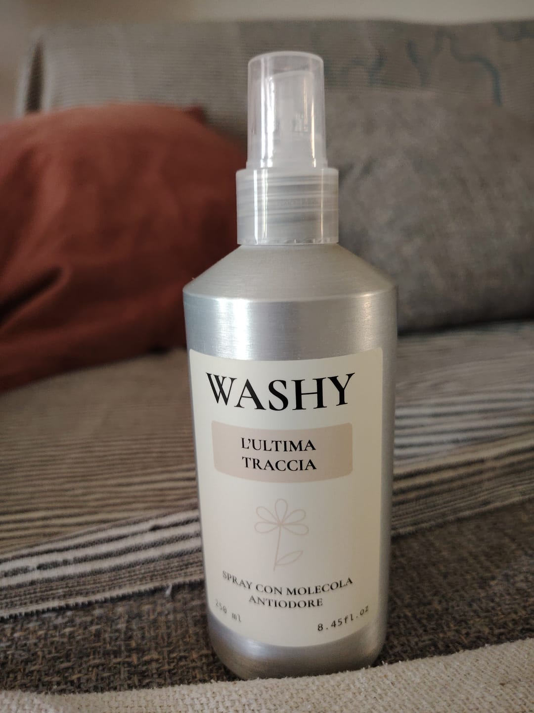 Customer photo review of SPRAY MOLECOLA ANTIODORE L'ULTIMA TRACCIA