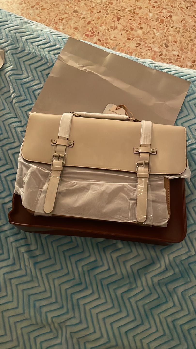 Customer photo review of Sombre Vintage Briefcase