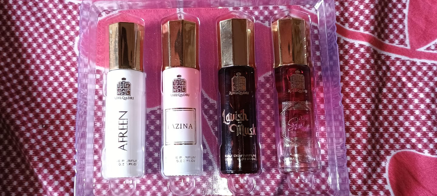 Customer photo review of Perfume Gift Set For Women 4 Pcs Set of Premium Perfume Spray