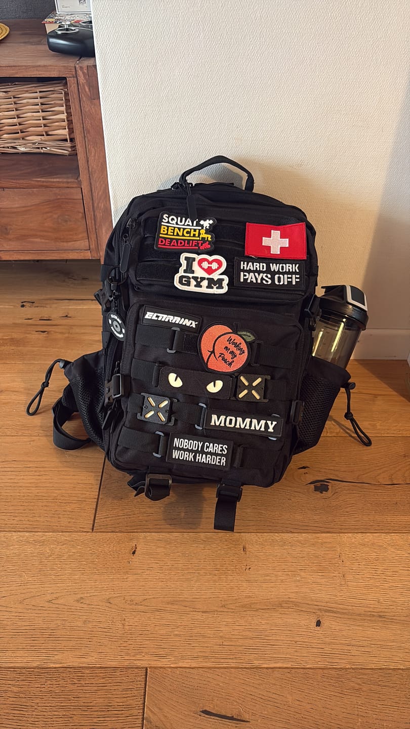 Customer photo review of Mochila Táctica 25L All in Negro