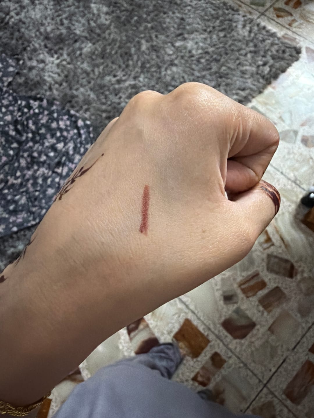 Customer photo review of POP Line™ - Lip Defining Pencil