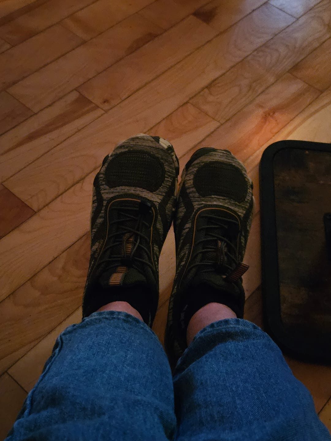 Customer photo review of Active II - Barefoot Shoes