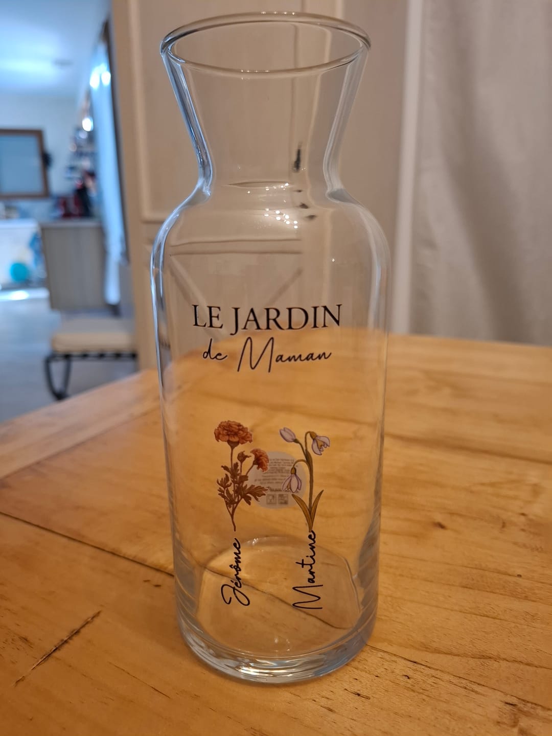 Customer photo review of Toujours en fleur – Vase personnalisé en verre avec fleurs et prénoms pour parents et grands-parents
