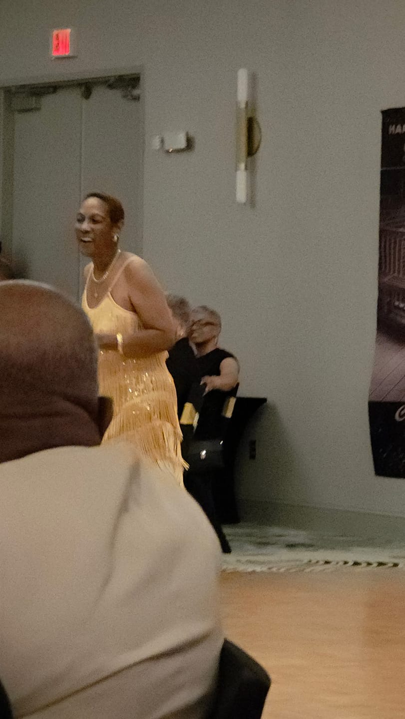 Customer photo review of 1920s Fringe & Sequin Flapper Dress - Gold
