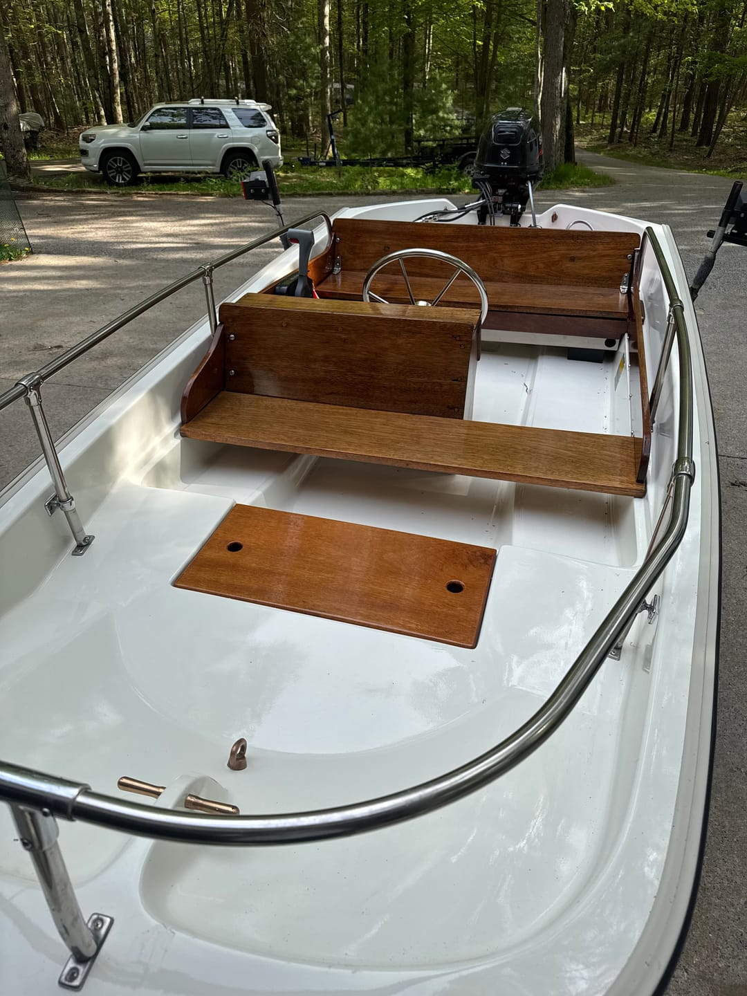 Customer photo review of Boston Whaler 3 Piece OEM Rub Rail - *Off White With Black Insert*  - Fits Classic 9' - 17'