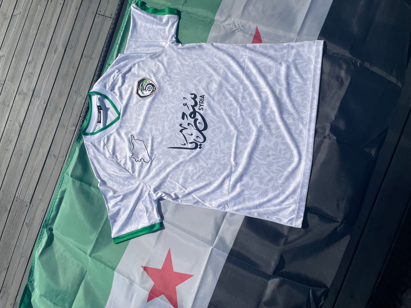 Customer photo review of Syria Jersey - Jasmine White