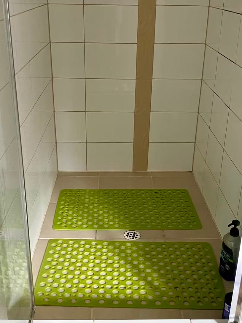 Customer photo review of Secure Shower Mat | Non-Slip & Antibacterial