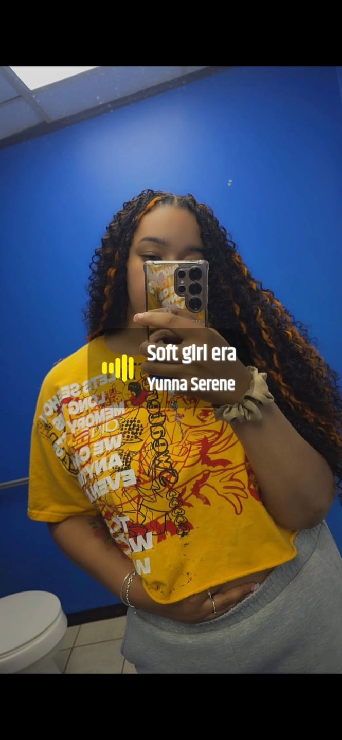 Customer photo review of #27 Honey Blonde Spanish Curl Human Crochet Hair
