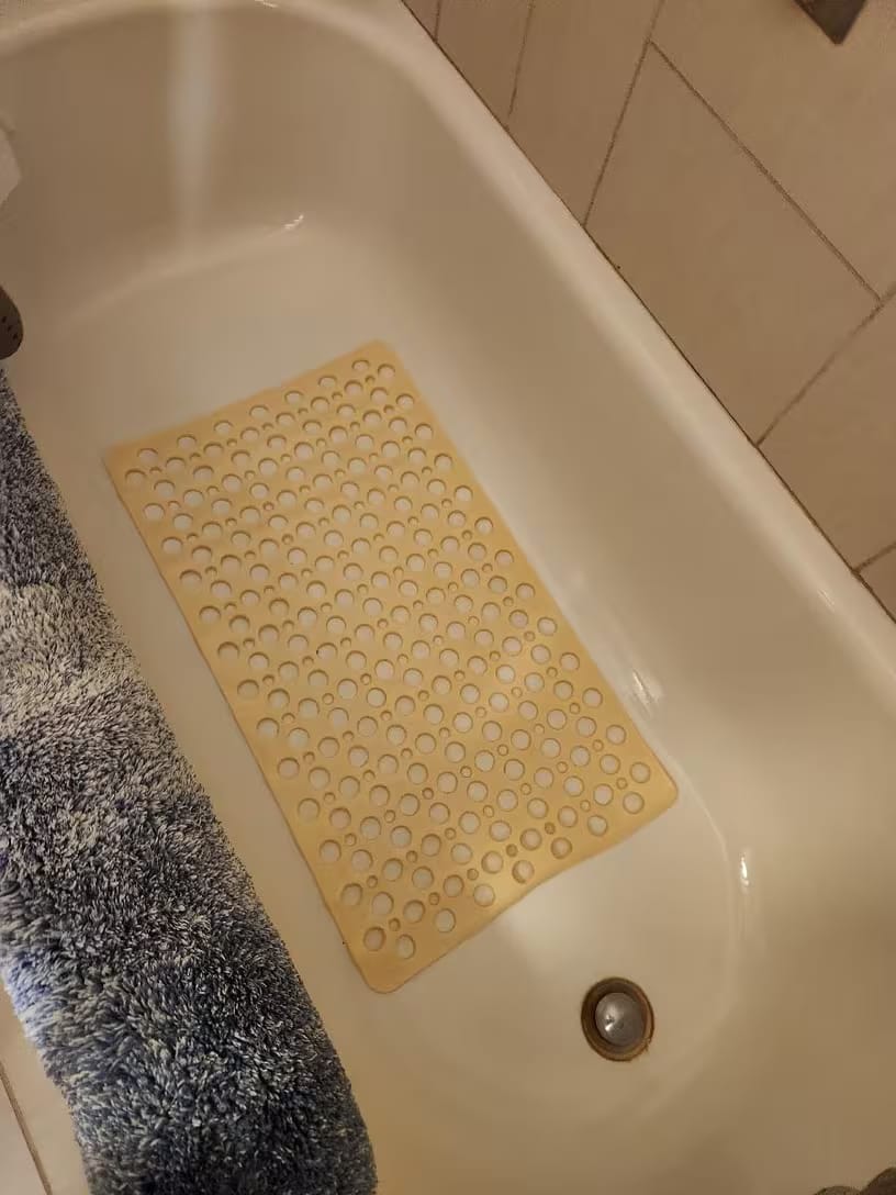 Customer photo review of Secure Shower Mat | Non-Slip & Antibacterial