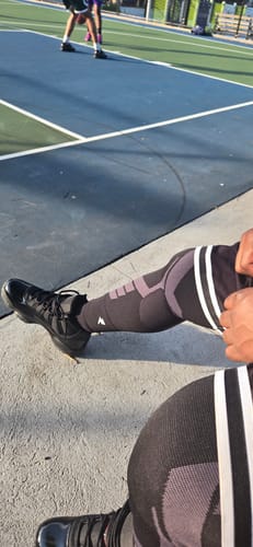 Customer photo review of Compression Sleeves V2 for Knees and Legs