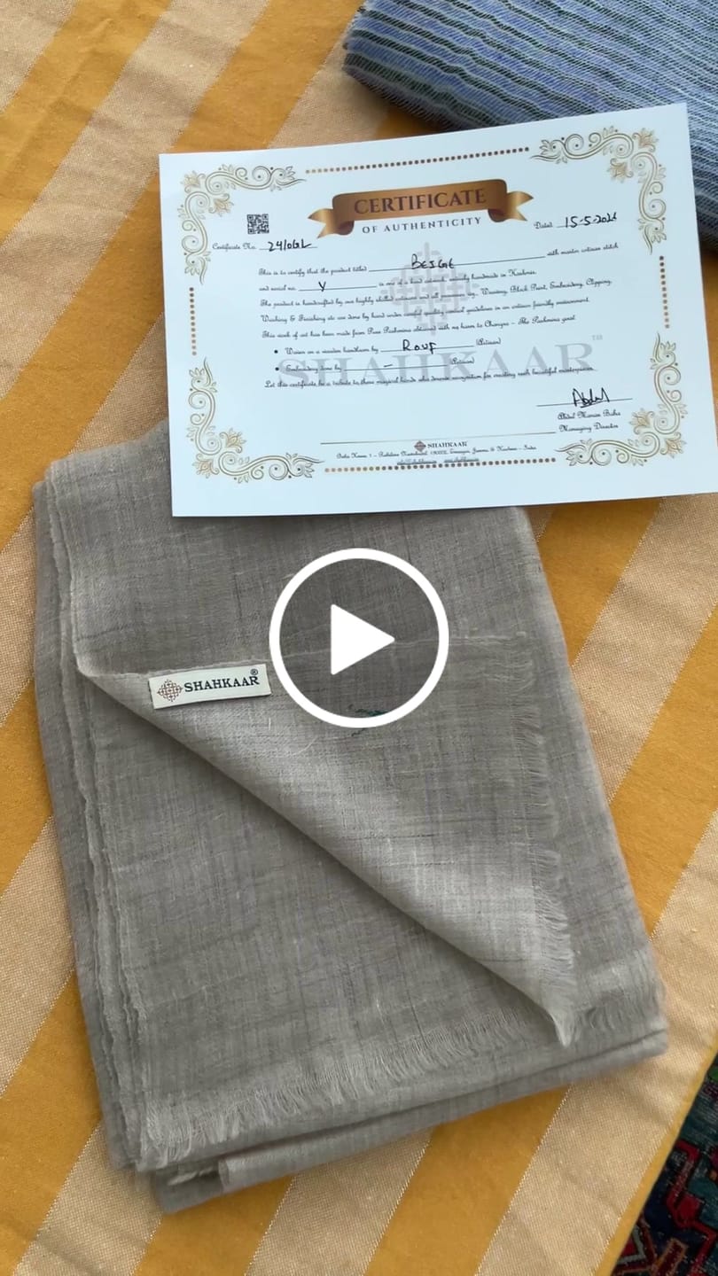 Customer video review of Beige Pashmina