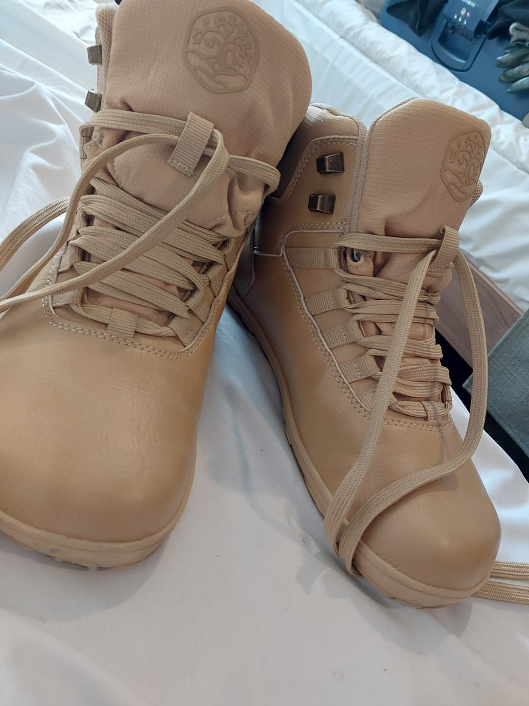Customer photo review of Vaistoa Uoma 2 | Barefoot Trekking Boots