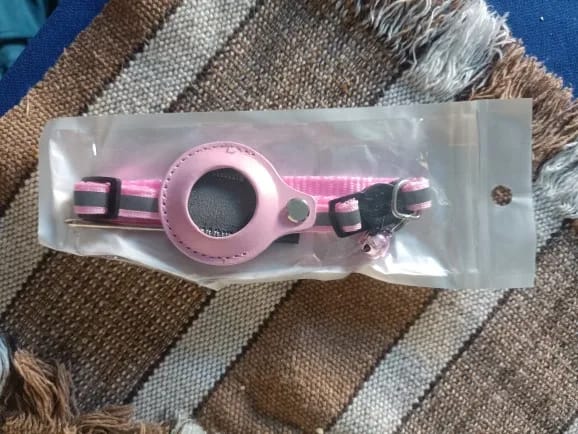Customer photo review of Cat AirTag Holder Collar Breakaway Reflective Strips Adjustable Kitten Collar Waterproof Cat Bell Collar Pet Air Tag Case collar