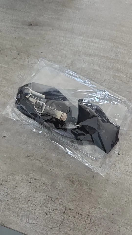 Customer photo review of Bview Art PVC ID Card Holder with Black Retractable Lanyard Snap Hook - Adjustable Badge Reel Neck Strap