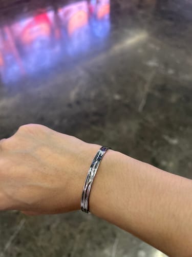 Customer photo review of Harper Classic Bangle