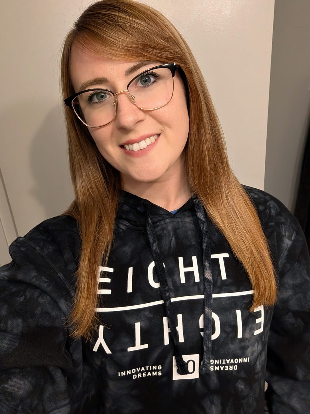 Customer photo review of 80Eighty® TieDye Mirror Hoodie