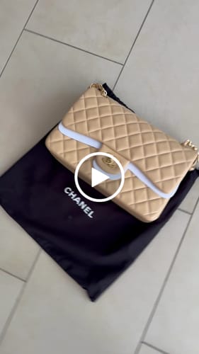 Customer video review of flap bag jumbo 30 light beige lambskin gold hardware