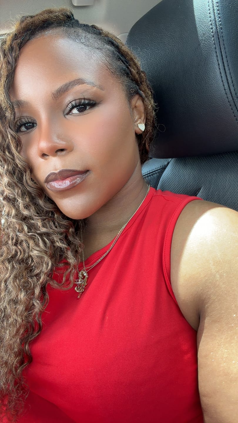 Customer photo review of #4/27/30 Mix Color Blend Deep Wave Human Crochet Hair
