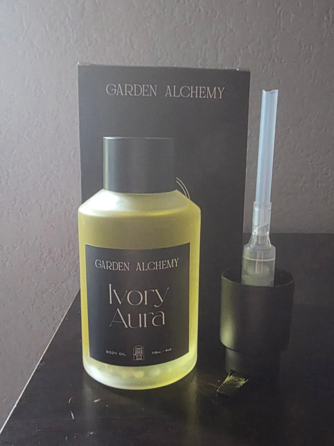 Customer photo review of Ivory Aura Body Oil