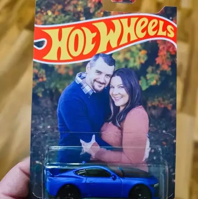 Customer photo review of Personalized Lover's Toy Dream Car Dad's Toy Dream Car Packaging Best Gift for Dad,Husband,Boyfriend