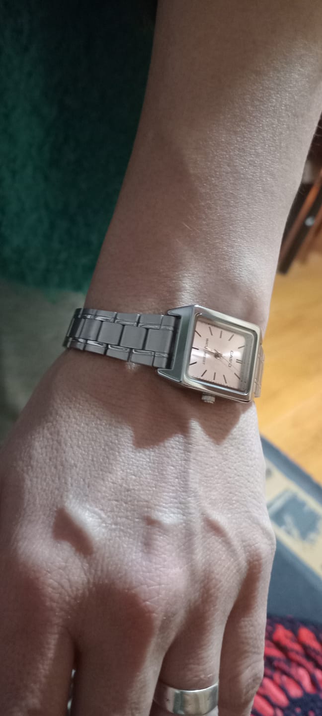Customer photo review of Reloj Casio Tank Análogo LTP-V007D-4EUDF Acero
