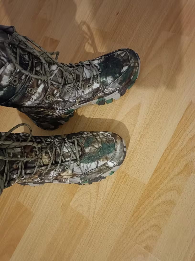 Customer photo review of Men’s Tactical Combat Boots – Lace-Up Support – All-Season