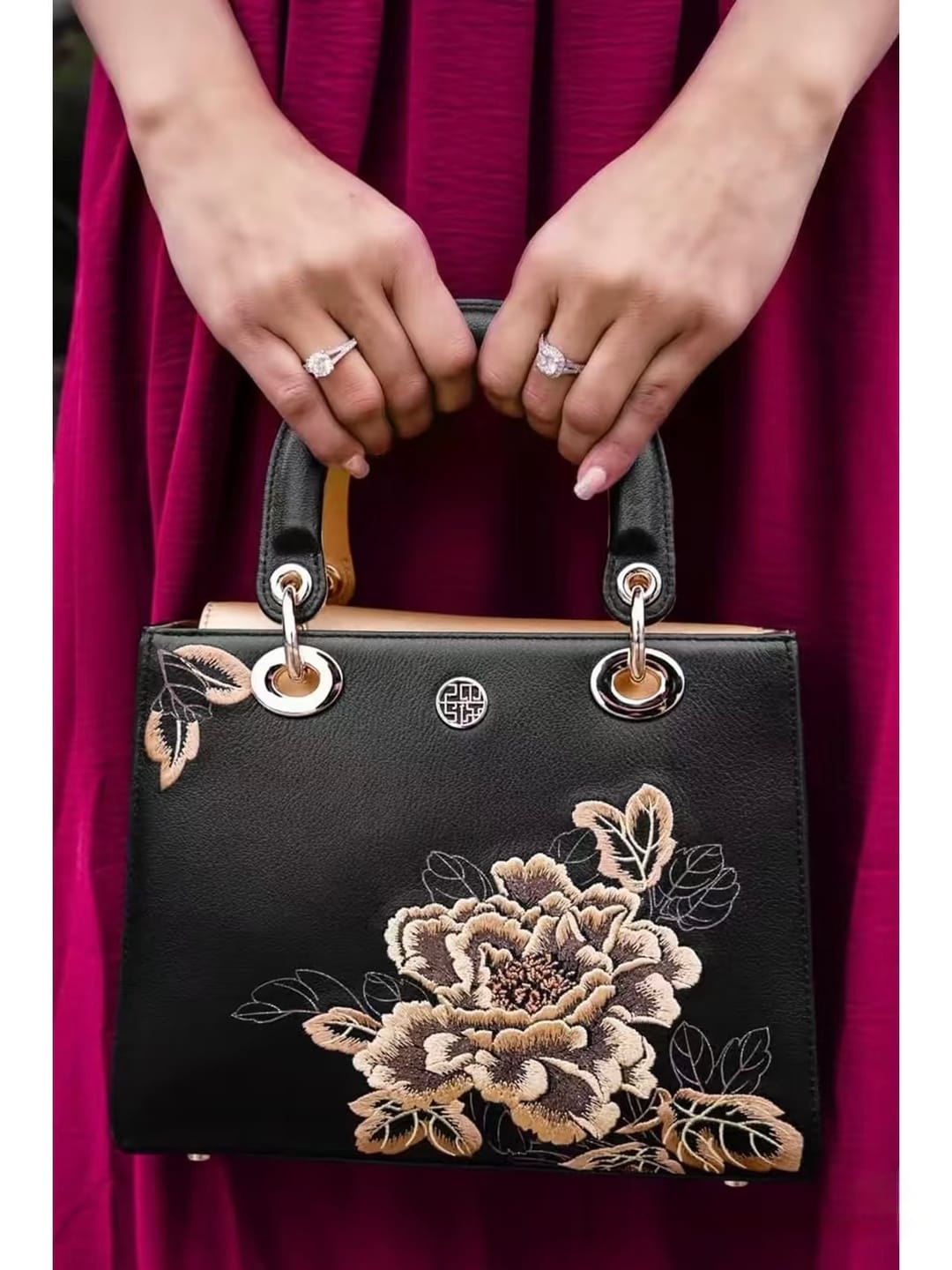 Customer photo review of Tang Red 25 Embroidered Queen Peony Tote