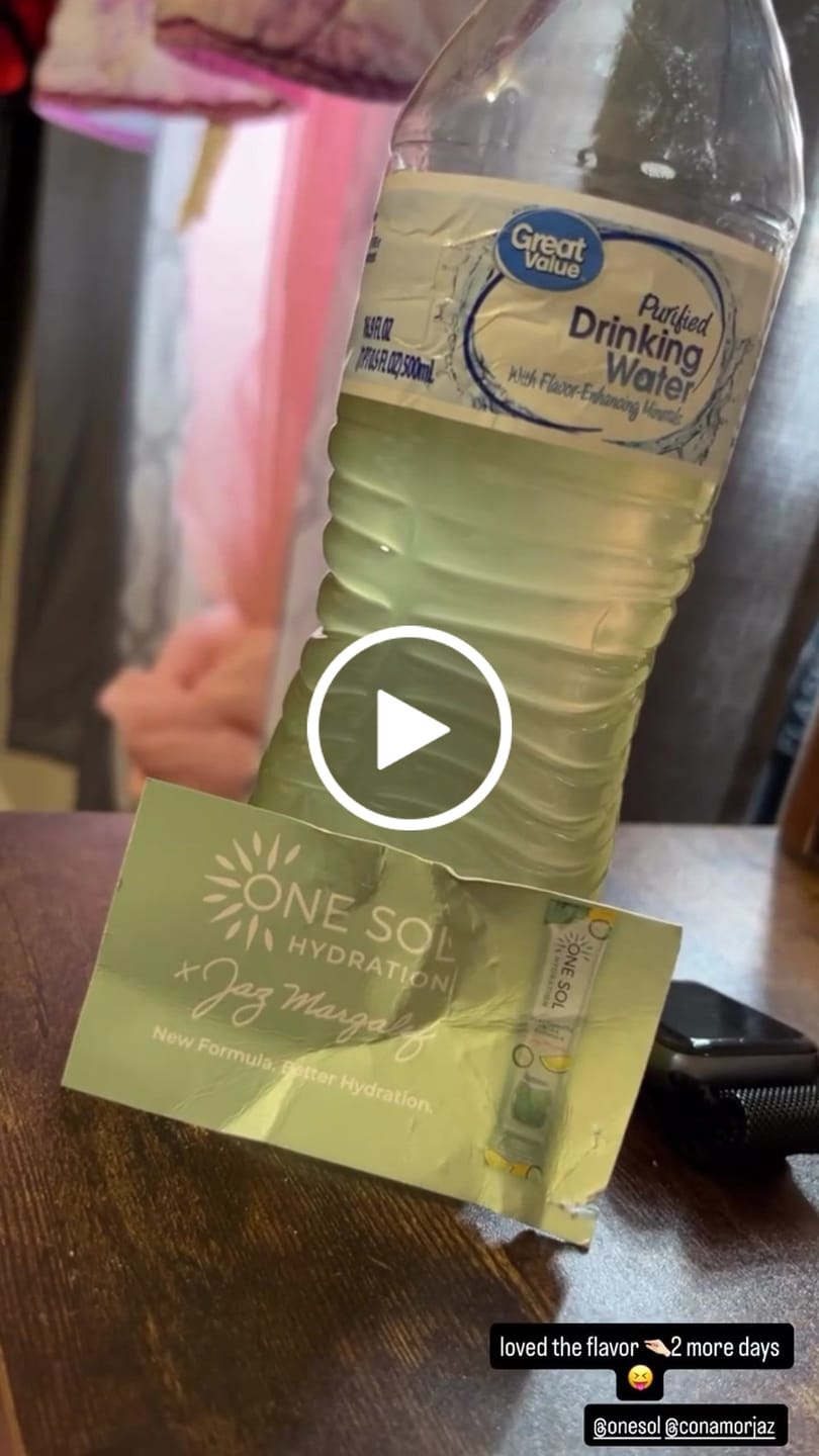 Customer video review of 🎁 One Sol | Cinco de Mayo Card + Cucumber Lime Hydration Single Serving (100% off)