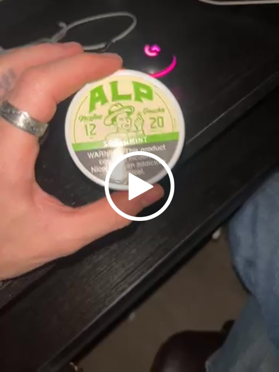 Customer video review of Spearmint Nicotine Pouches