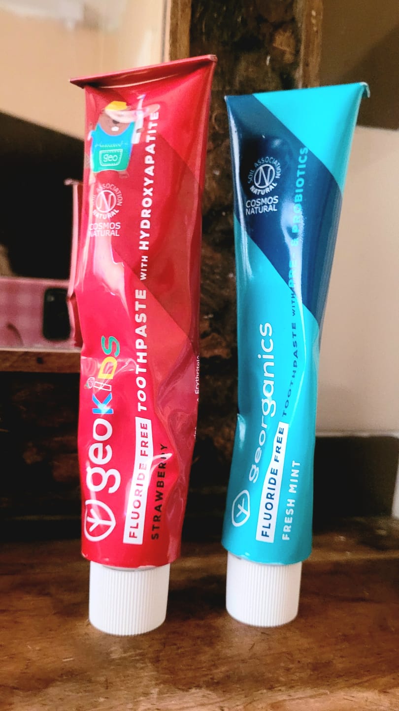 Customer photo review of NEW - Prebiotics & Probiotics with Hydroxyapatite Toothpaste - Fluoride Free