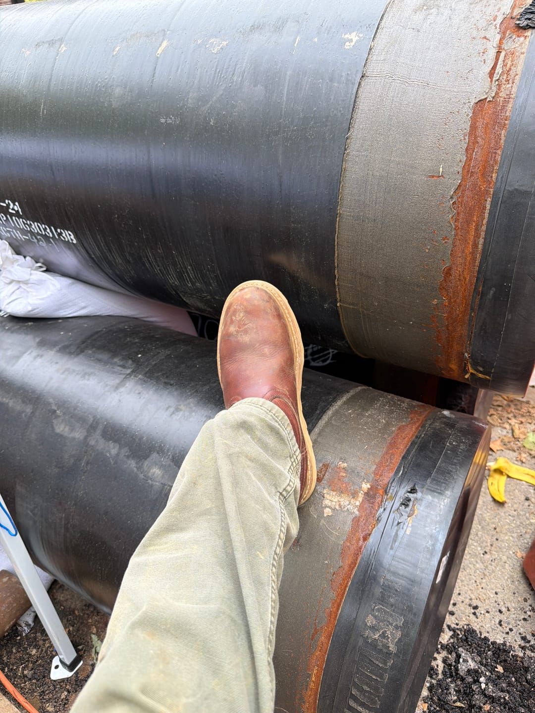 Customer photo review of Irish Setter by Red Wing Men's Ashby Safety Toe Boots 83908
