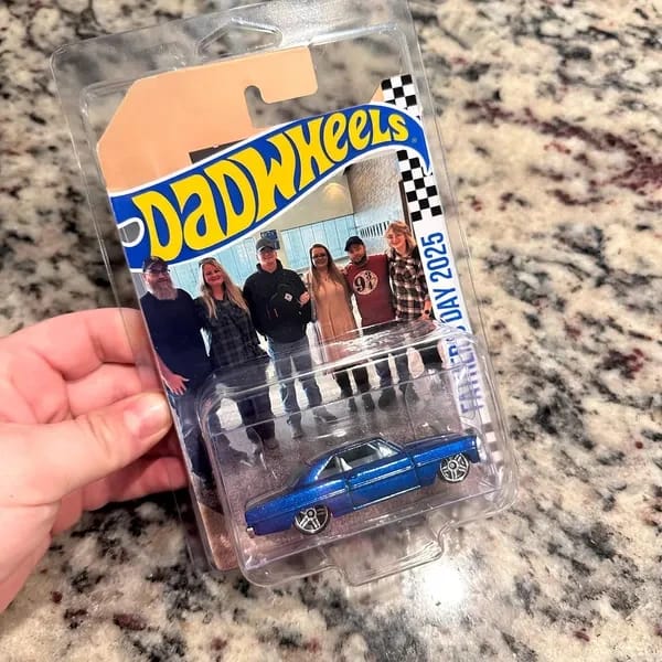 Customer photo review of Personalized Lover's Toy Dream Car Dad's Toy Dream Car Packaging Best Gift for Dad,Husband,Boyfriend