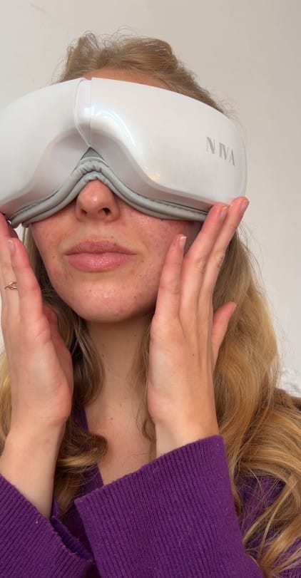 Customer photo review of NivaEyeMassager® Masajeador Ocular Relajante