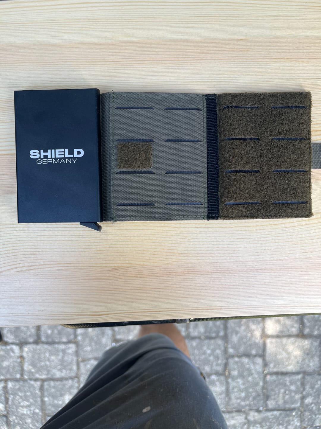 Customer photo review of Tactical Wallet MK2 - Steingrau Oliv