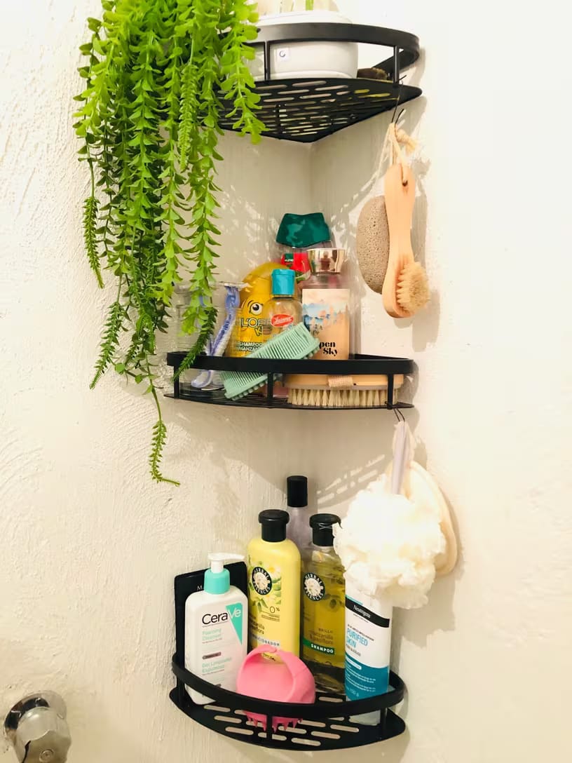 Customer photo review of Aluma Curve Shower Caddy