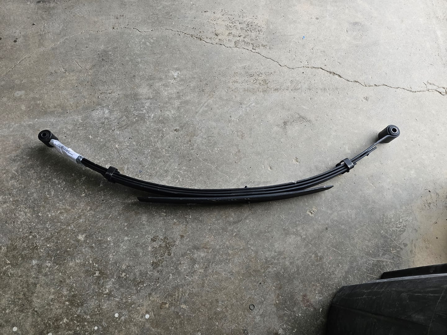 Customer photo review of 1997-2004 Ford F150, F150 Heritage And F250 Rear Leaf Spring - 4 Leaves - 43-1199