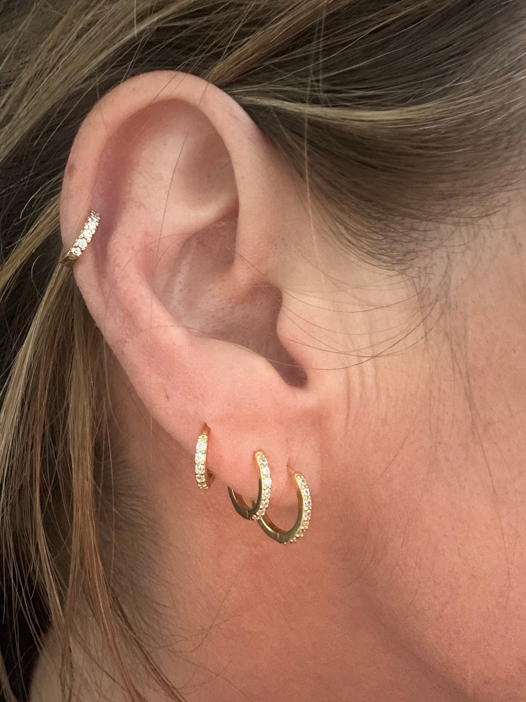 Customer photo review of Pendientes Triple Aros