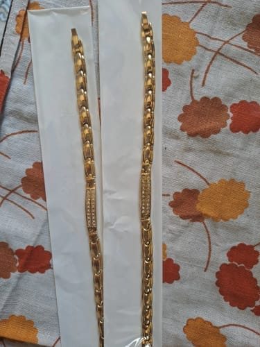Customer photo review of Luxus GOLD Fußkettchen für die Gesundheit – Unsichtbares Wohlbefinden