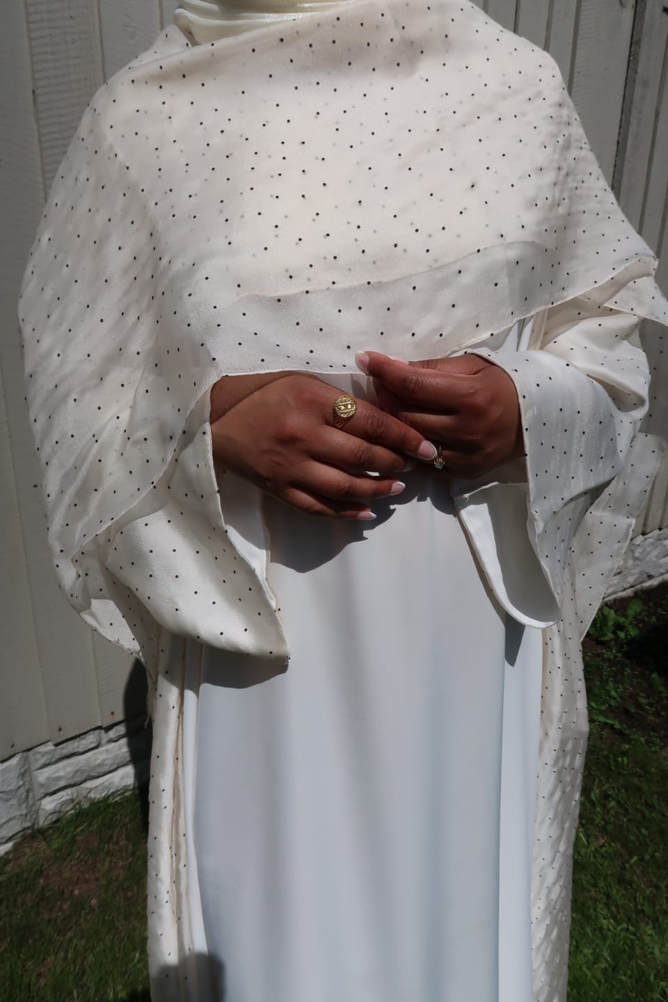 Customer photo review of Ivory Sprinkle Abaya