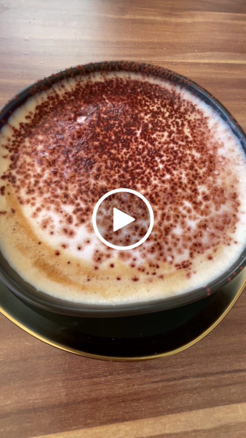 Customer video review of Best Friends Crema King