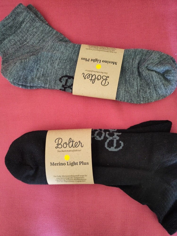 Customer photo review of Merino Light Plus Quarter