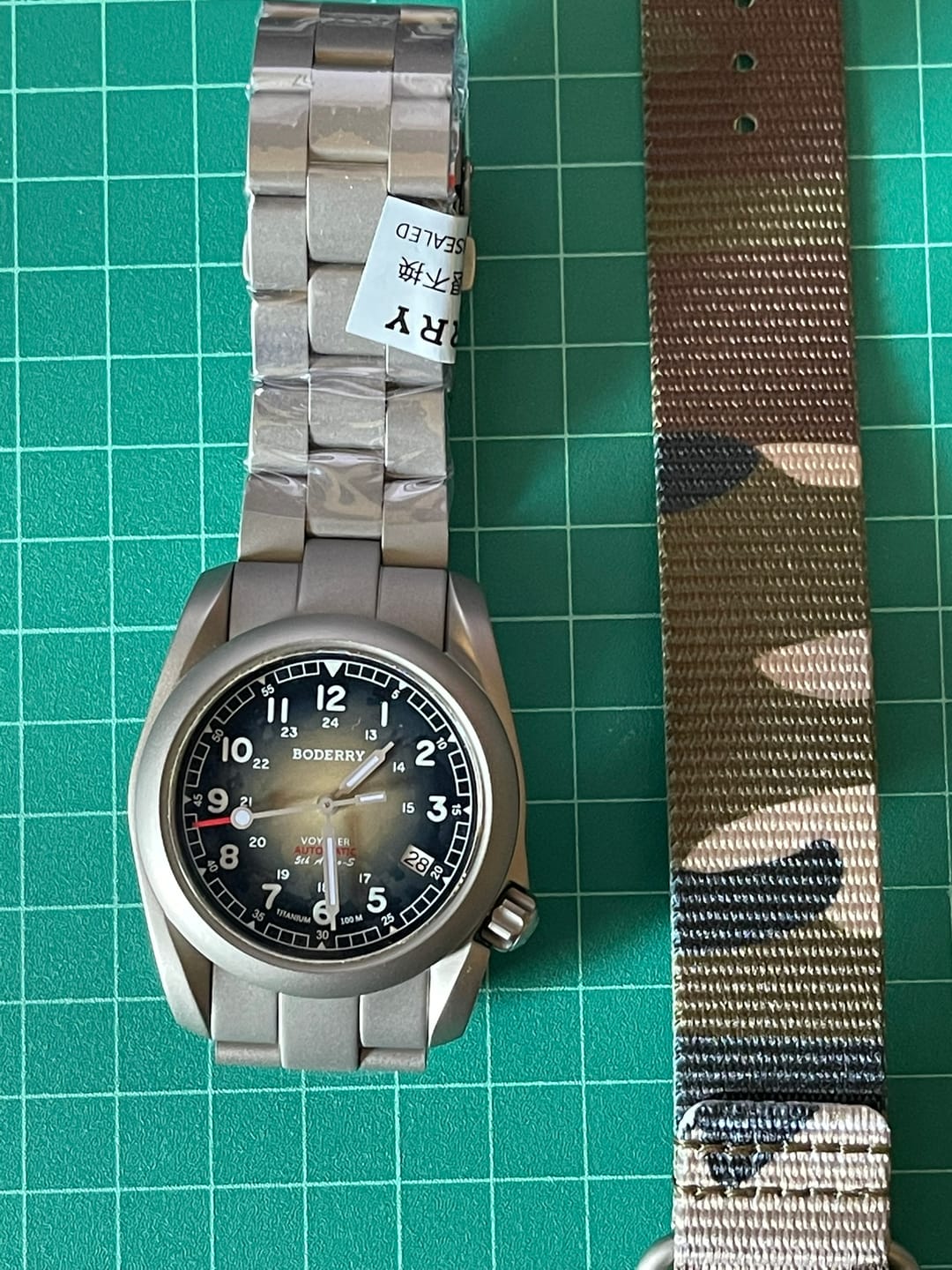 Customer photo review of 3-link Titanium Bracelet | 22mm lug width,Fits only for Voyager Watch